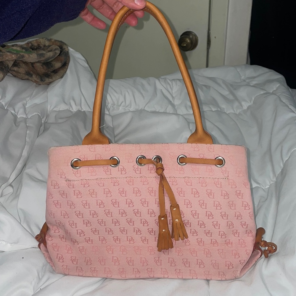 Dooney and Bourke purse